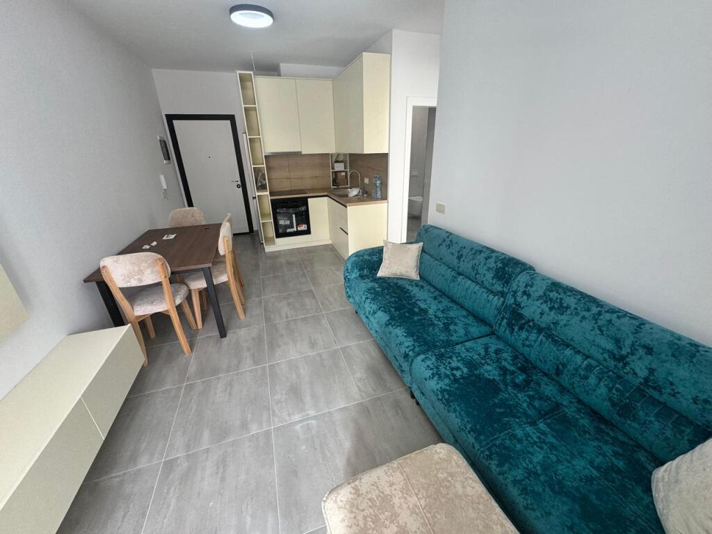 Apartament me Qira – 1+1+Ballkon në Rezidencë Luksoze  Rruga Mine Peza, Tiranë