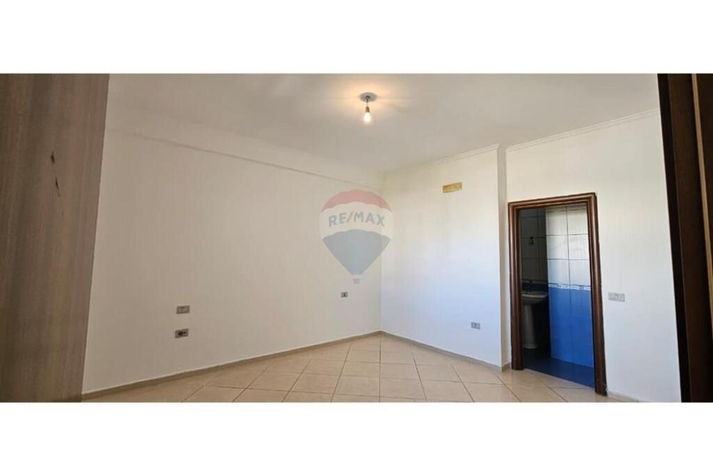 Apartment 2+1 for rent opposite Eleonora !