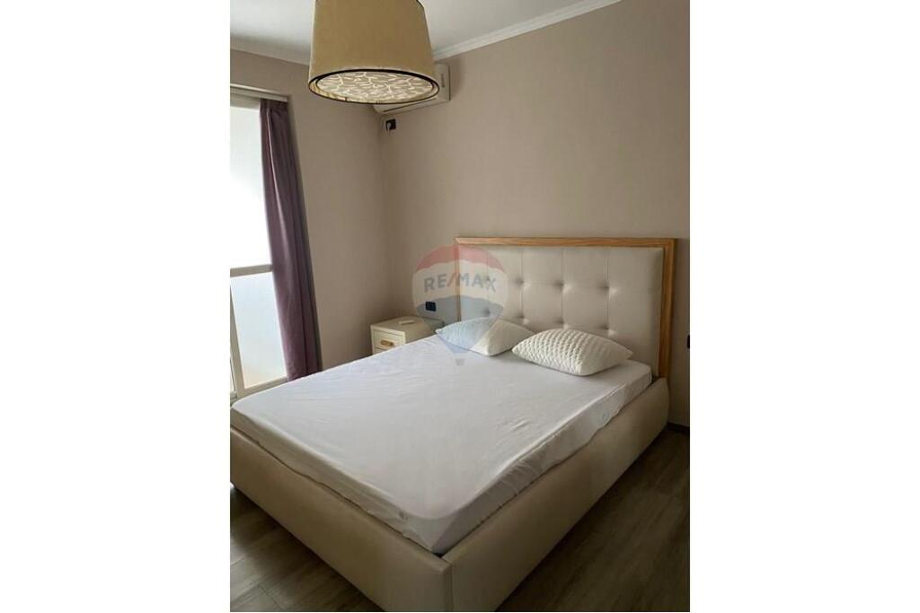 Apartament  2+1 - Për Qira - Rruga Kongresi I Manastirit, Tiranë