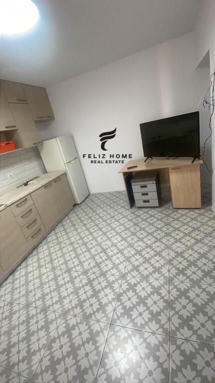 APARTAMENT ME QERA 2+1 XHAMLLIKU 500EURO