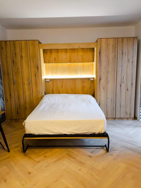 Jepen dhe per airbnb. Jepen 2 garsonjere me qera pas Amerikan 2, rr vedat kokona