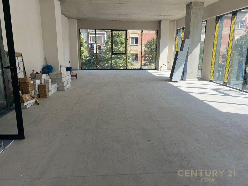 Modern Office Space for Rent in New Building
