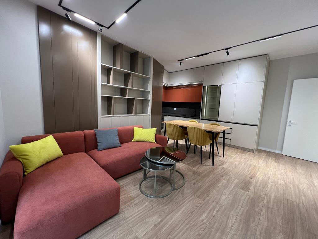 APARTAMENT 1+1 ME QIRA - KOPSHTI ZOOLOGJIK
