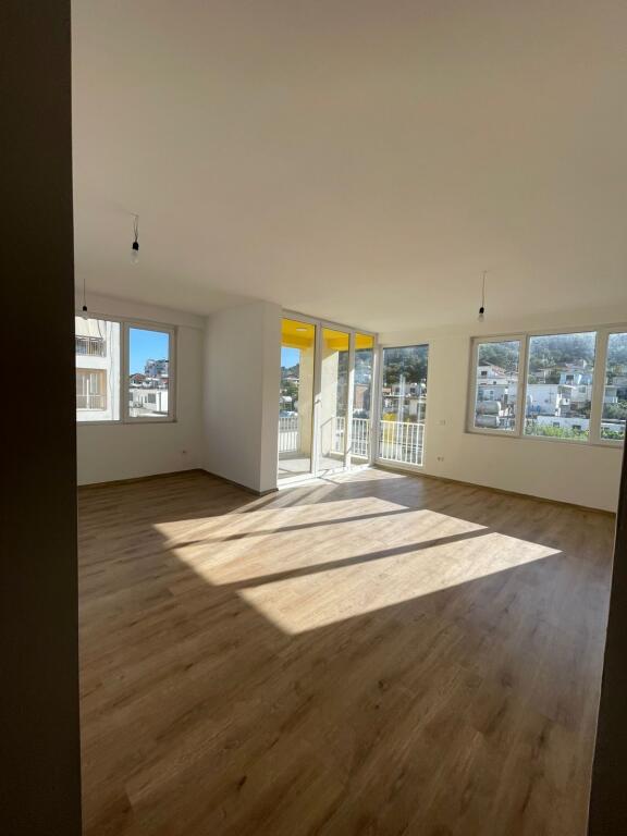 Apartment 2+1 Available Empty Vore !