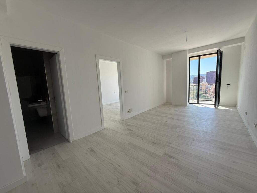 APPARTAMENTO IN AFFITTO PER UFFICI PRESSO LA RESIDENZA MINE PEZA!