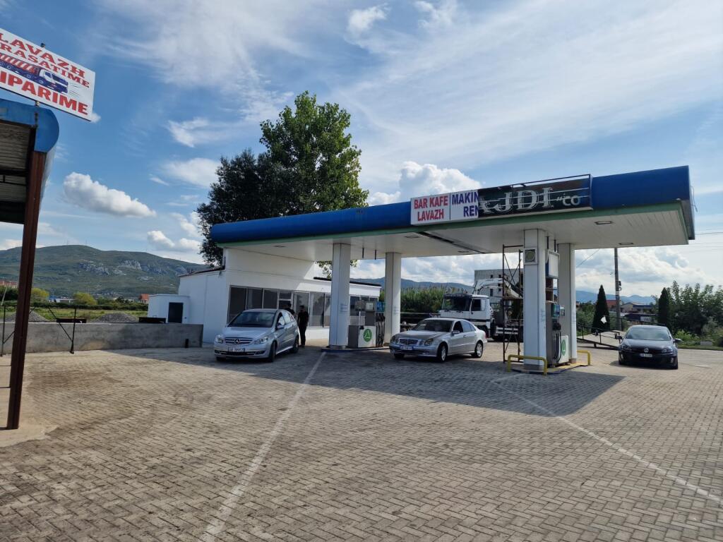 Carburante in vendita Lezhe