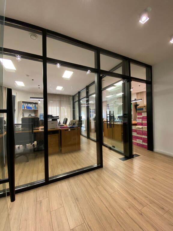 Spazio per Ufficio Centro! 317 m2!