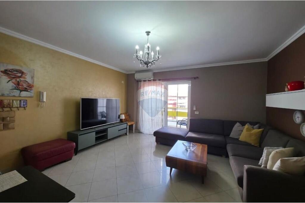 APPARTAMENTO 2+1+VERANDA IN AFFITTO DI FRONTE A DELIJORGJI
