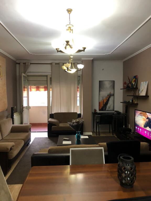 Apartment 2+1 for rent Paris Commune