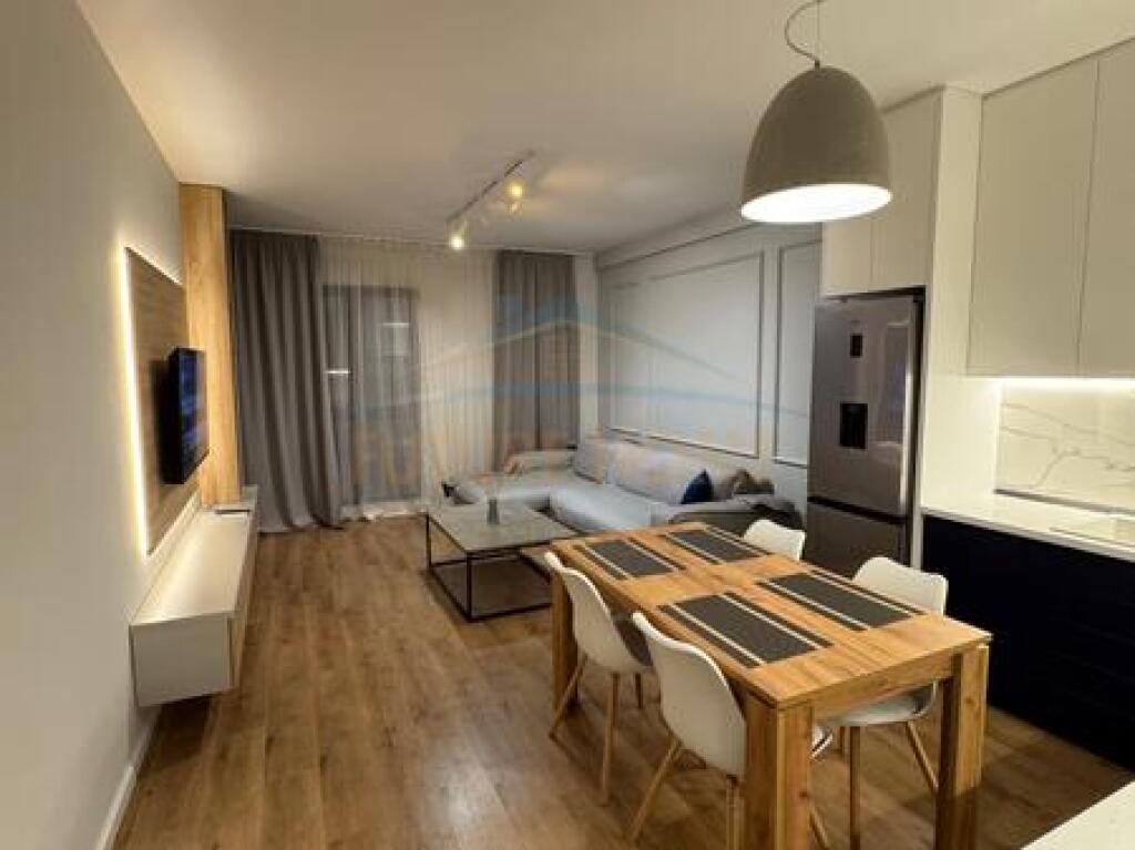 Shitet, Apartament 2+1, Kompleksi "Arlis", Farmacia 10