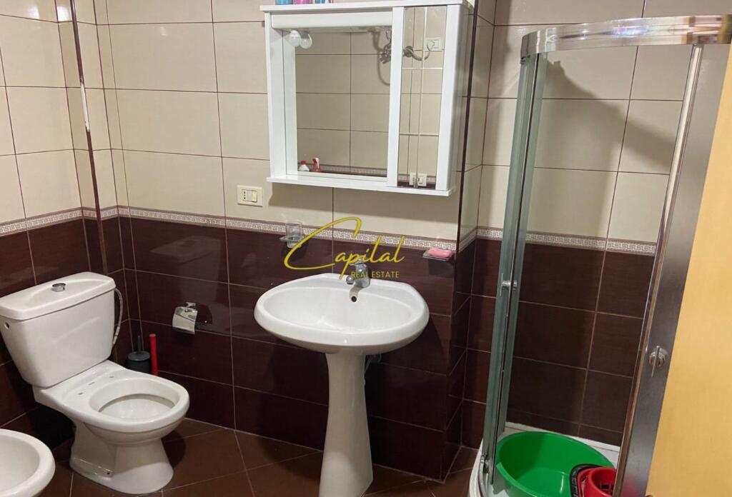 APARTAMENT ME QERA 1+1 ISH BLLOKU 600 EURO