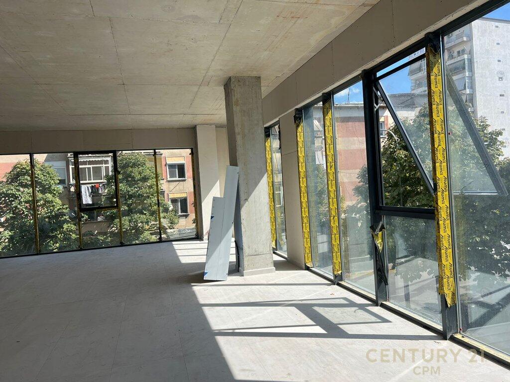 Modern Office Space for Rent in New Building
