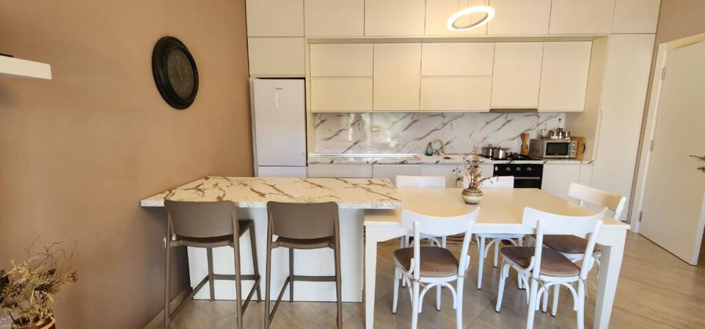 Apartament 2+1 per Qira Liqeni Thate