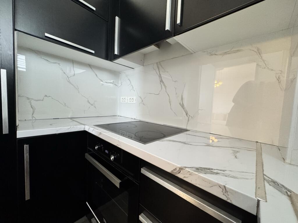 In vendita: Appartamento 2+1 – Attico con vista mare. Durres, SHKEMBI KAVAJES 