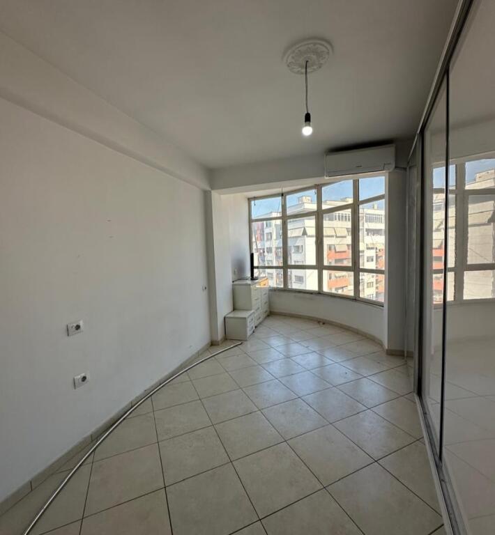 Appartamento in vendita 2++1+2 bagni Astir