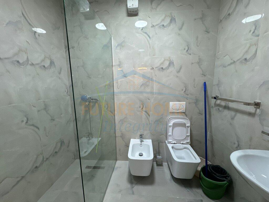 Affitto, Appartamento 2+1, Scuola Rossa, Tirana.