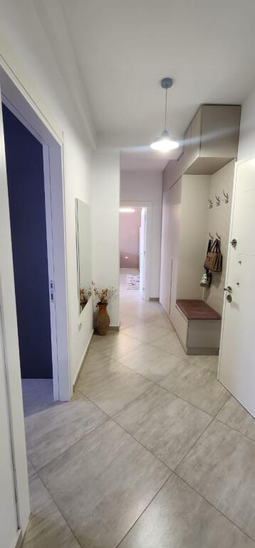 Apartament 2+1 per Qira Liqeni Thate