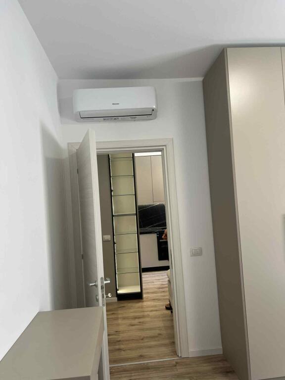 Jepet me qira 1+1 PERBALLE ZOJA E KSHILLIT RR.DRITAN HOXHA 550€