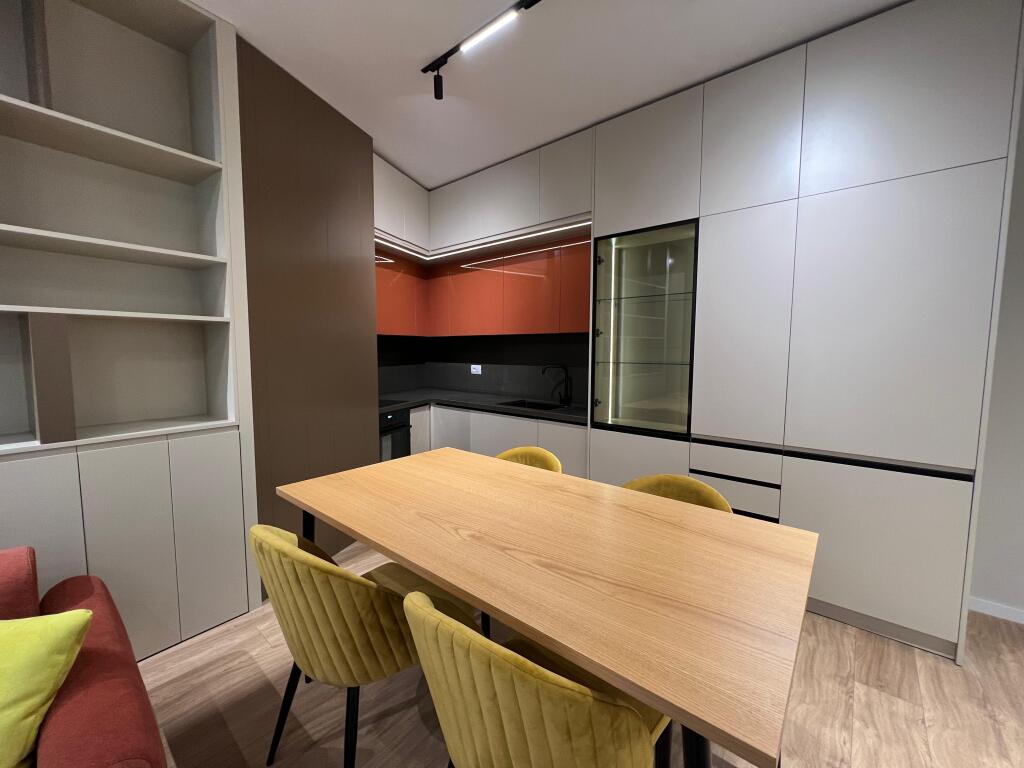 APARTAMENT 1+1 ME QIRA - KOPSHTI ZOOLOGJIK