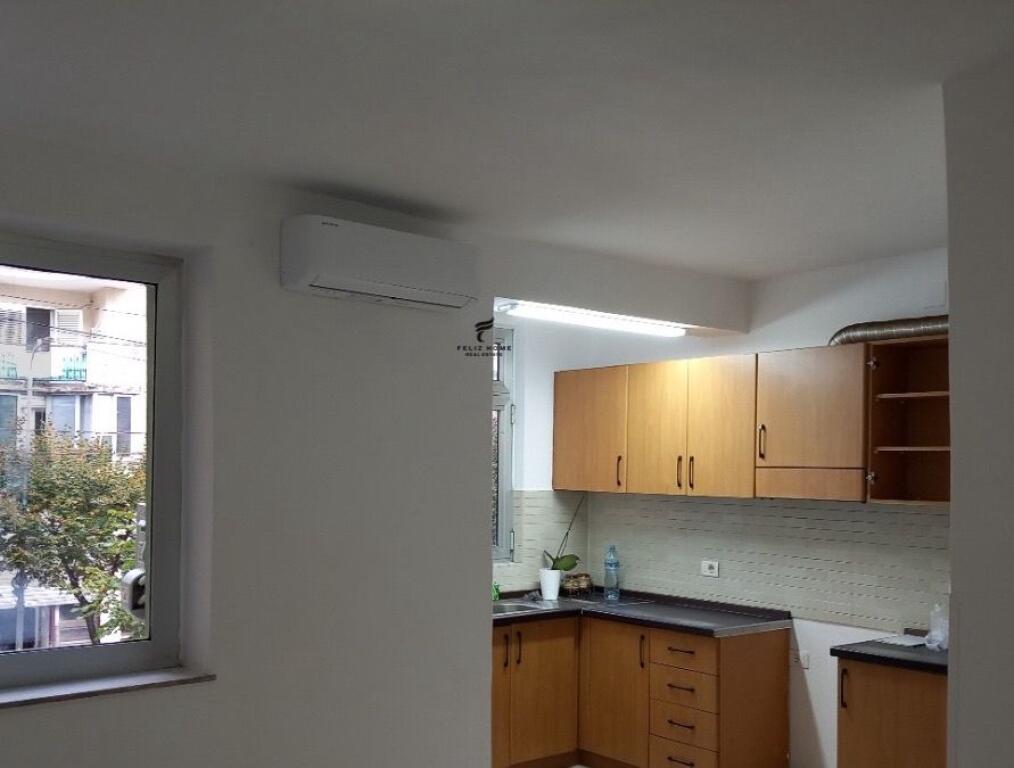 UFFICIO IN AFFITTO 90 M2 PAZAR I RI 600 EURO