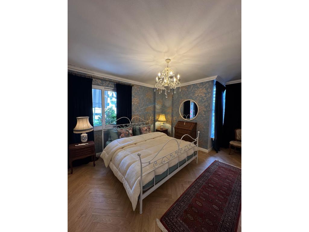 SHITET APARTAMENT 2+1+2 TEK STADIUMI AIR ALBANIA