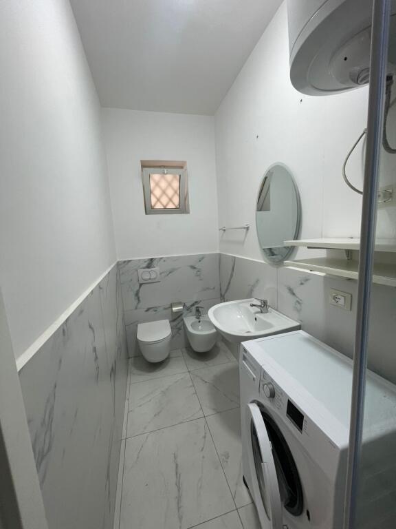 APARTAMENT 1+1 ME QERA AMBASADA AMERIKANE RRUGA ELBASANIT