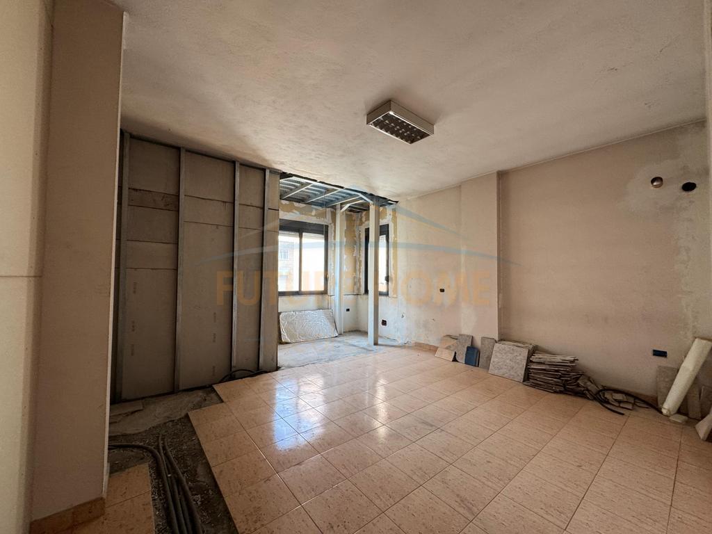 Rent, Space, Kinostudio, Tirana.