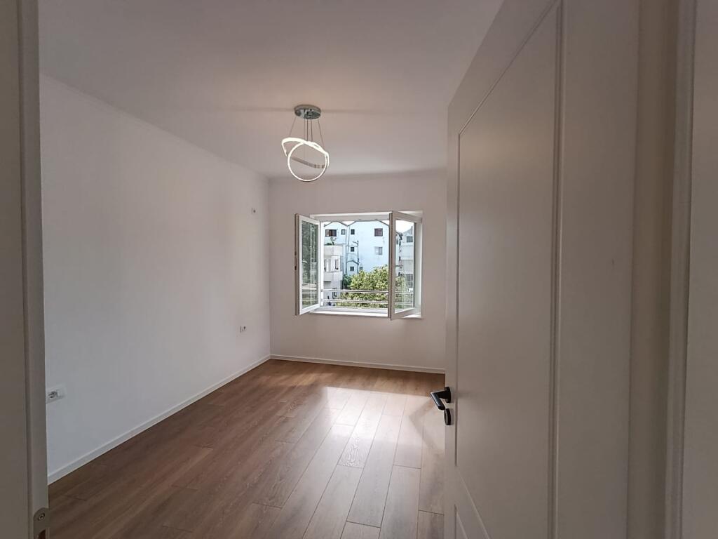 Apartment 1+1 for sale near the Arrow Palace!