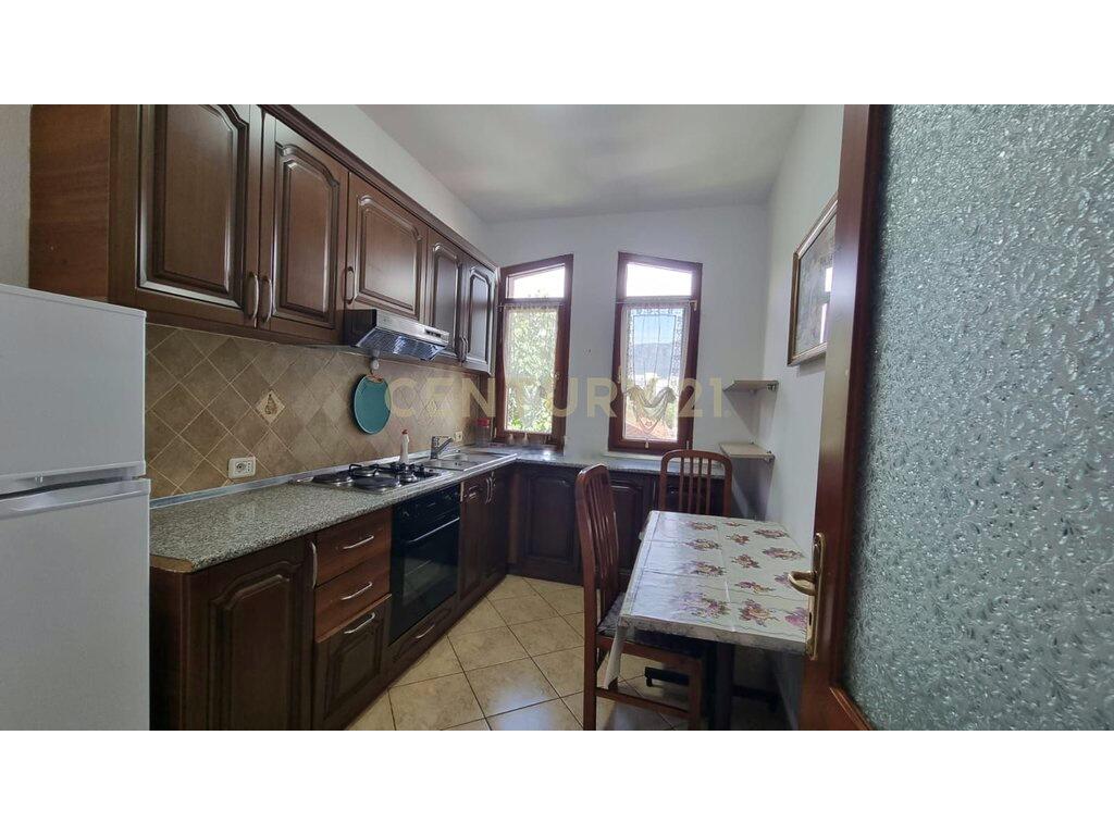 Appartamento 2+1+2 In Affitto in Via Dibra