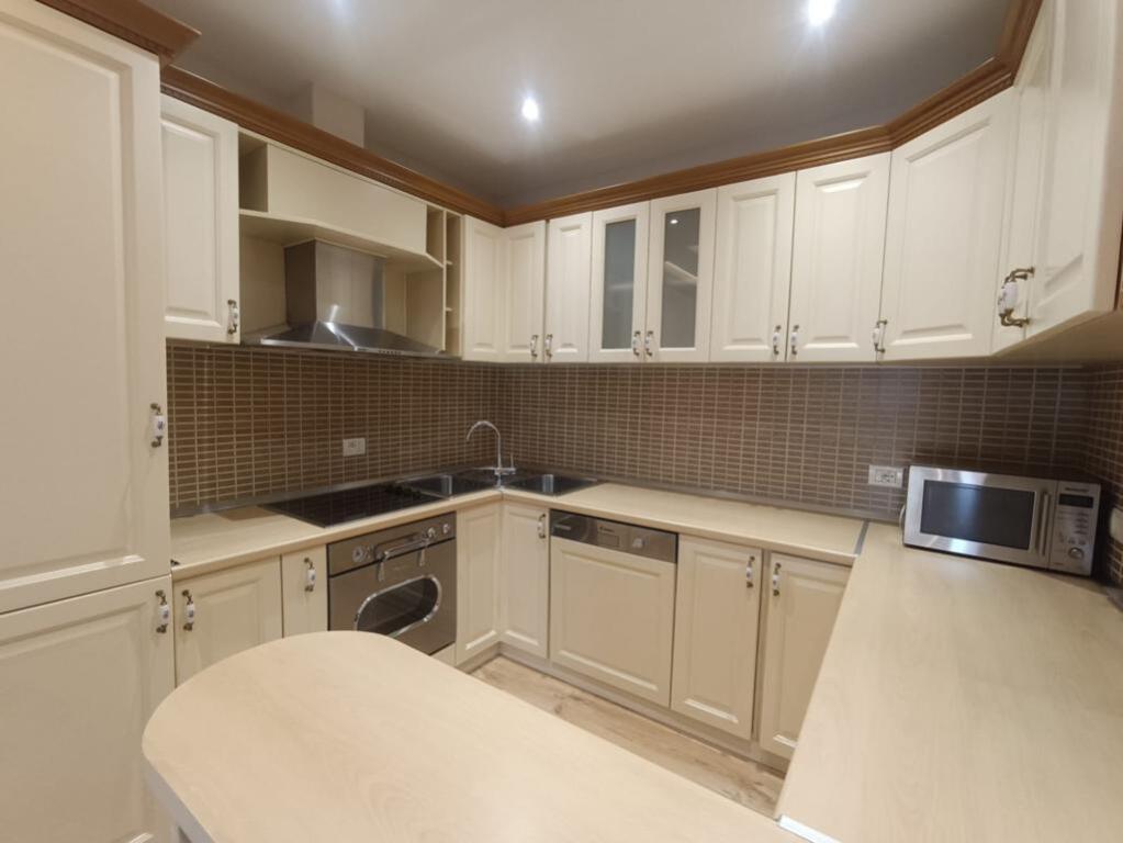 Shkolla Baletit , Rruga Elbasanit Apartamenti 1+1 me qira