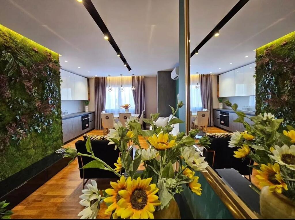 APARTAMENT 1+1 ME QERA NE BLLOK