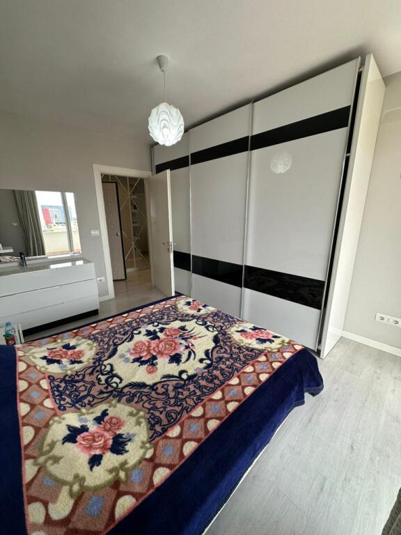 ✨ EKSKLUZIVE – SHITET APARTAMENT 2+1 UNAZA E RE ✨