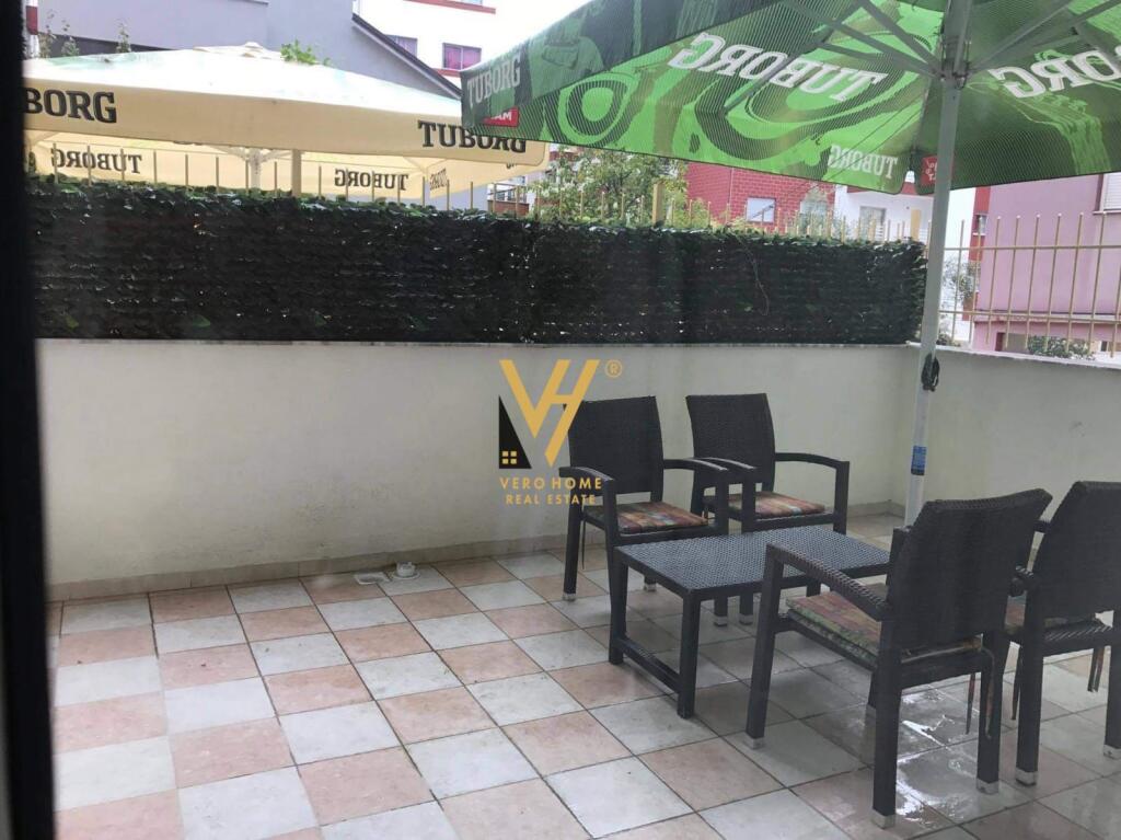 JEPET APARTAMENT 1+1+BLK ME QERA TE FRESKU 37.000 LEKE