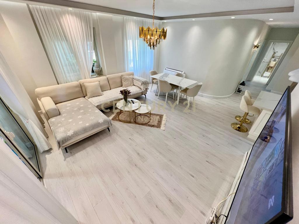 FOR SALE, MODERN APARTMENT 3+1+2 with 2 BALCONIES, DRY LAKE!