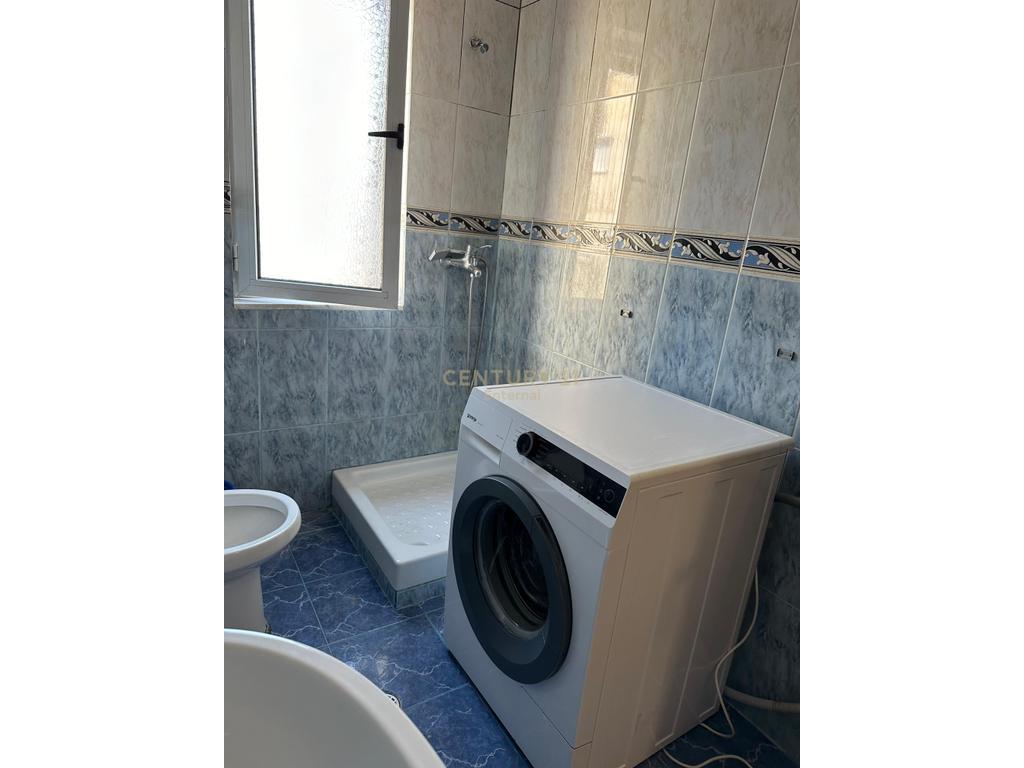 Apartament 1+1 per qira, Rruga e Kavajes