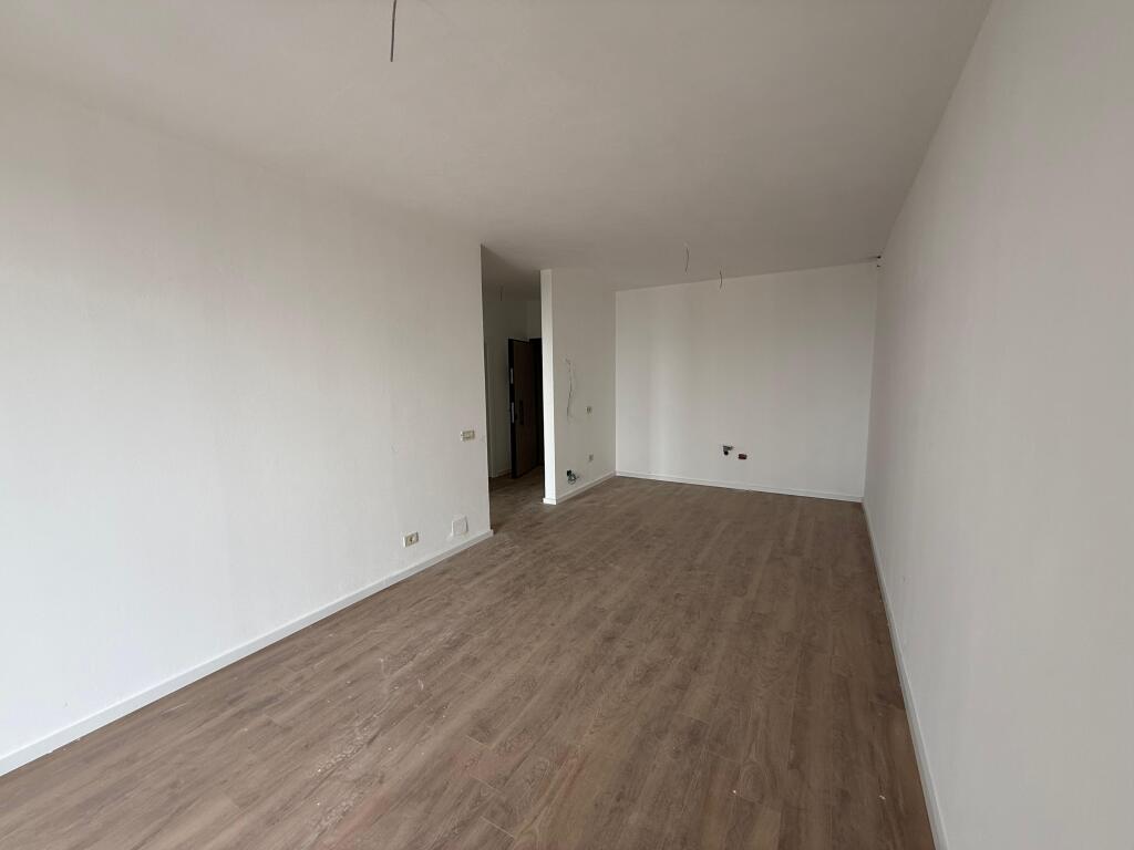 Apartament 1+1 per shitje te Rezidenca Mine Peza