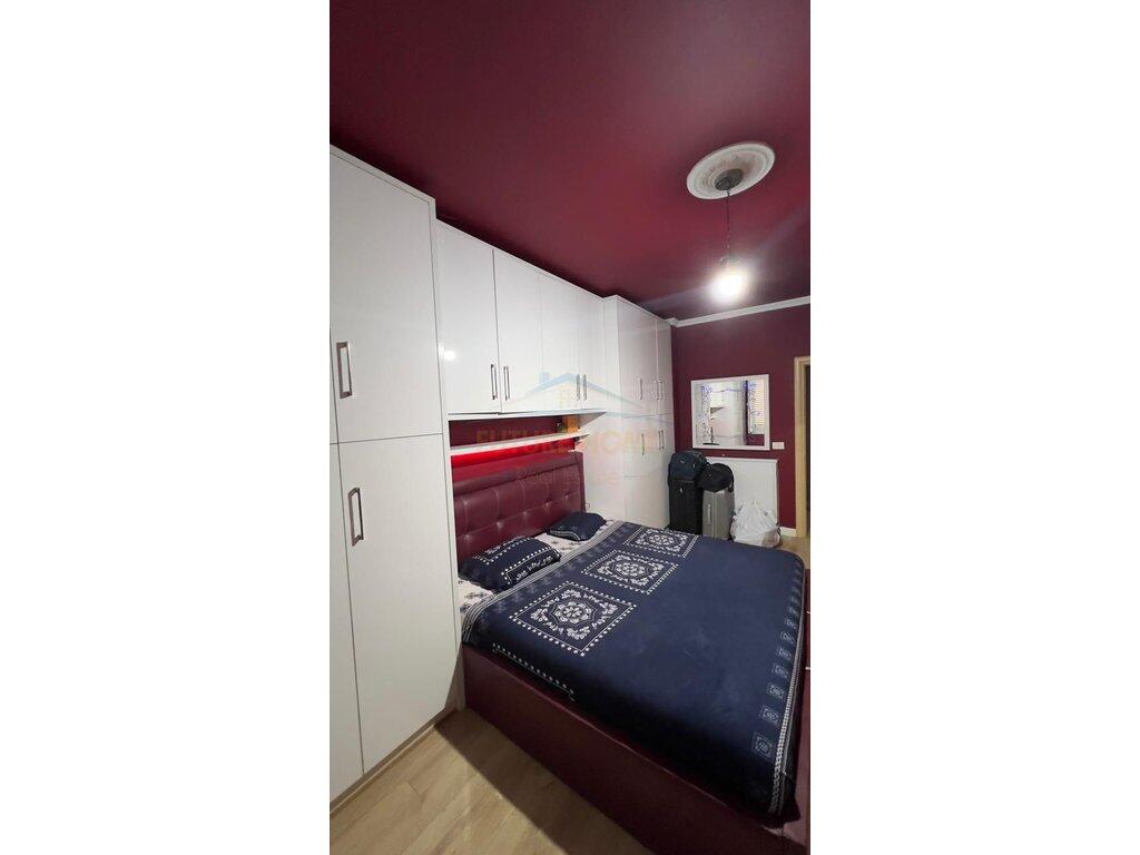 Shitet Apartament 1+1 Prane Eleonores, Kodra e Diellit, Tirane.