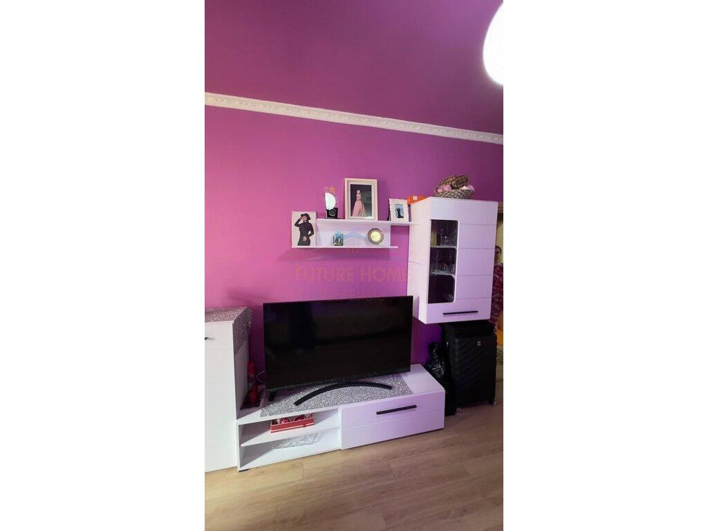 Shitet Apartament 1+1 Prane Eleonores, Kodra e Diellit, Tirane.