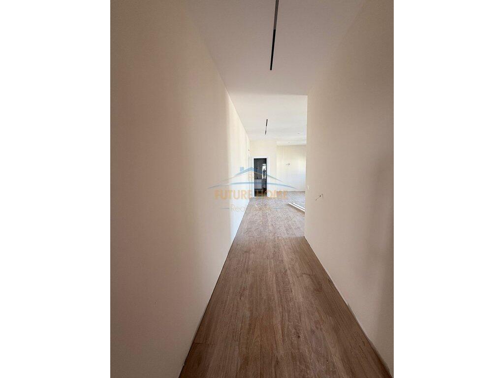 Shitet, Apartament 1+1, Ali Dem, Tiranë.