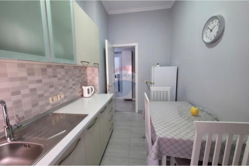Apartament me qira Bulevardi Zogu I
