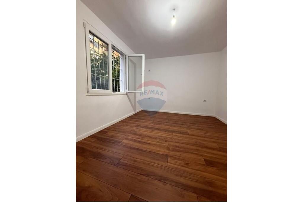 Appartamento 2+1 in vendita – Ex Parco, dietro Globe.