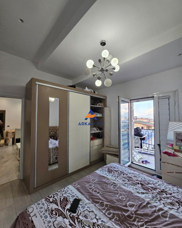 JEPET ME QERA APARTAMENT 1+1+BALLKON TE " RRUGA RRAPO HEKALI,KODRA E DIELLIT" 600 EURO