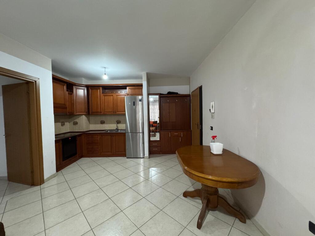 JEPET ME QIRA APARTAMENT 2+1 NE ASTIR!