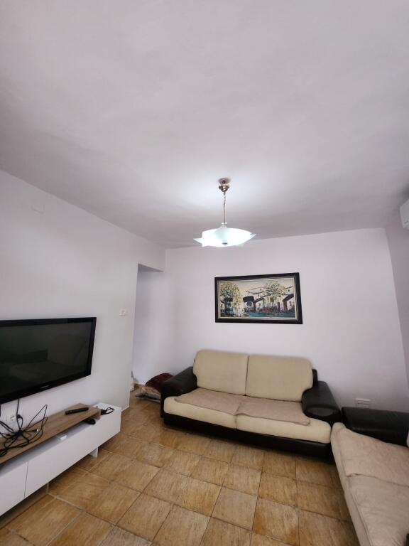 Apartment 2+1+2 for rent "Siri Kodra"