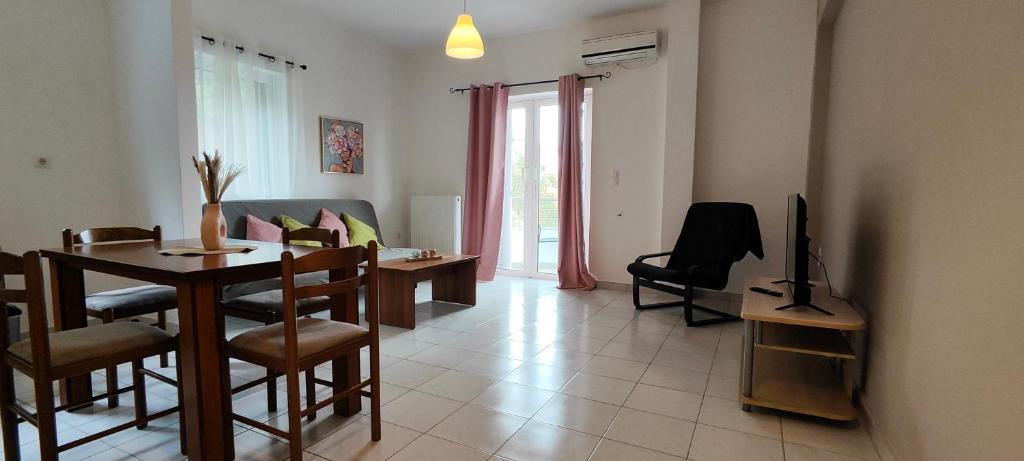 Appartamento In Affitto 2+1 presso l'ex Ristorante Durresi (ID B221353) Tirana