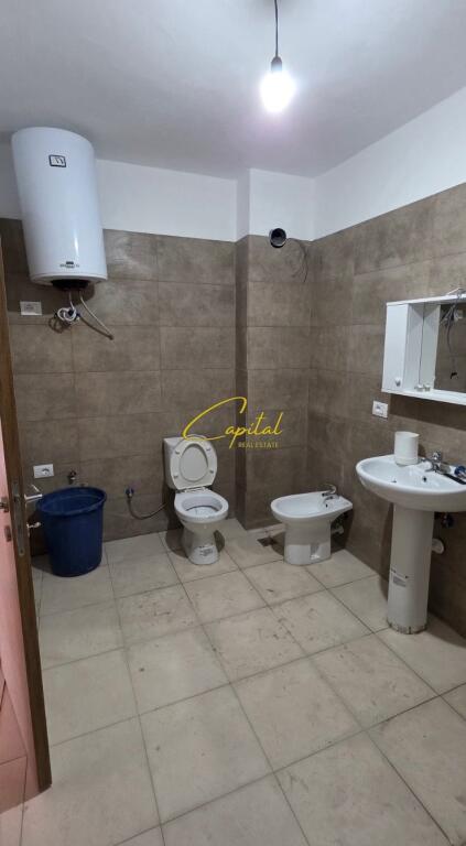 APARTAMENT ME QERA 3+1 RRUGA 5 MAJI 45.000 LEKE