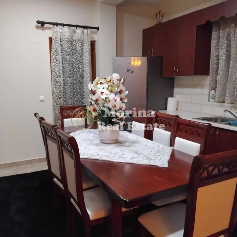 Qera, Apartament, 2+1, ne Kombinat, 450 euro/muaj