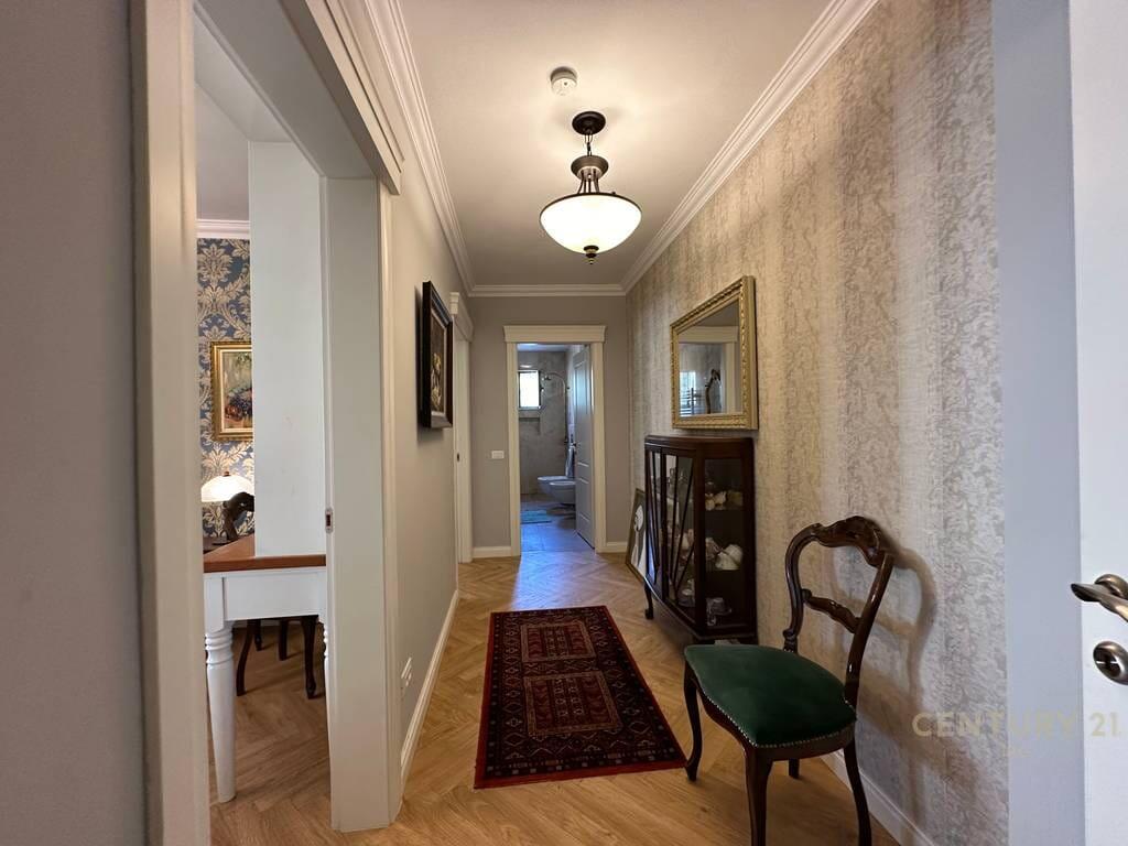 SHITET!! Apartament 2+1+2 tek Stadiumi Air Albania!
