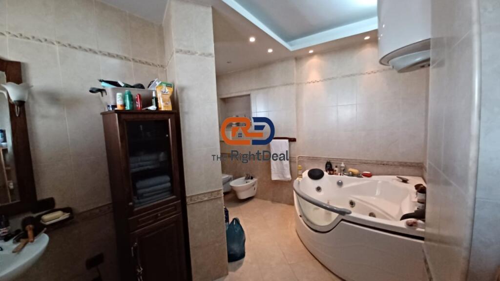 Ne Ali Dem, Shitet Apartament 2+1+2, Me Verande Te Bollshme Dhe Planimetri Te Rregullt!!