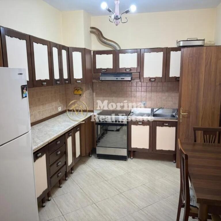 Qera, Apartament 1+1, te Komuna e Parisit, 600 Euro/Muaj